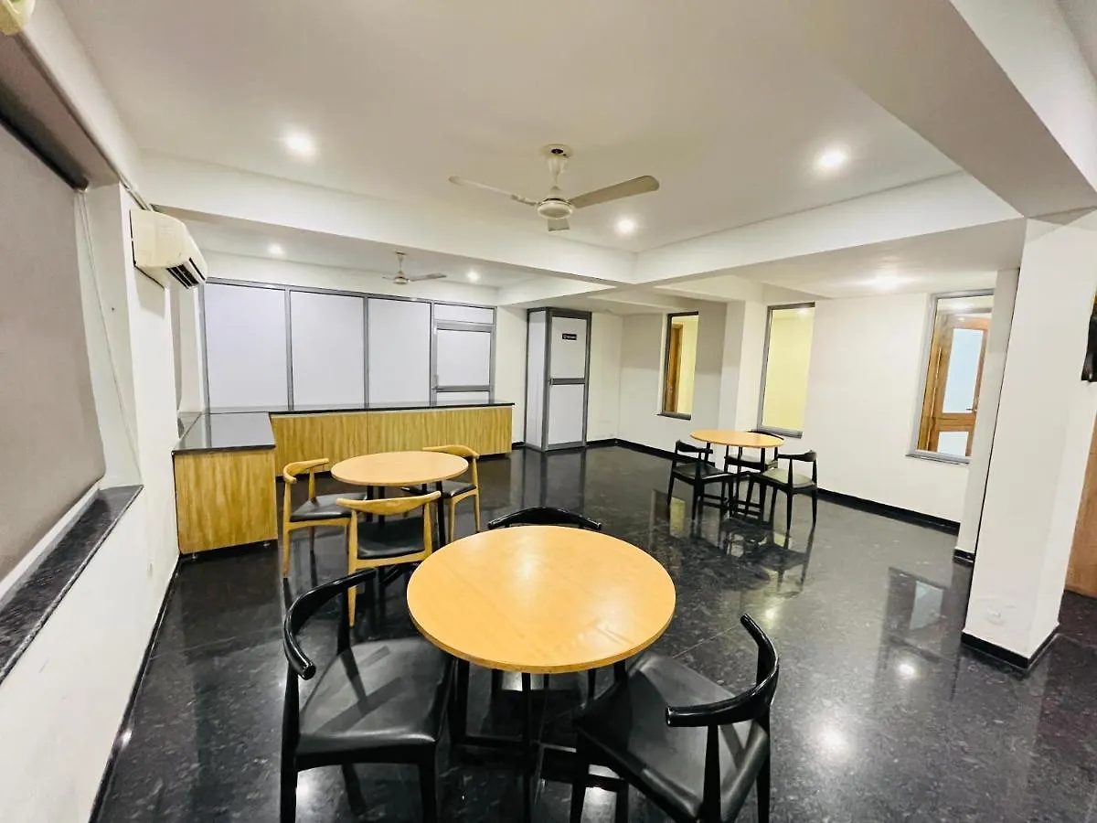 Hotel Infinity Stays Sector 45 Gurgaon - Couple Friendly