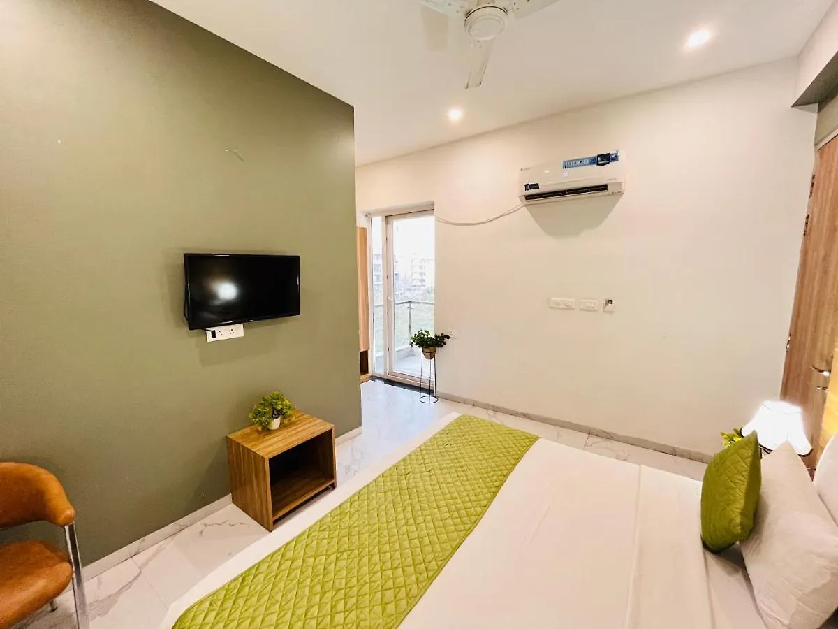 Hotel Infinity Stays Sector 45 Gurgaon - Couple Friendly