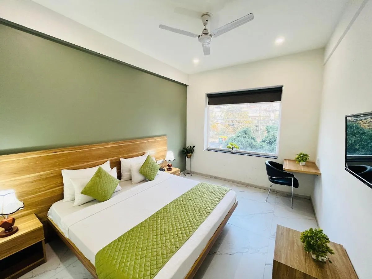 Hotel Infinity Stays Sector 45 Gurgaon - Couple Friendly