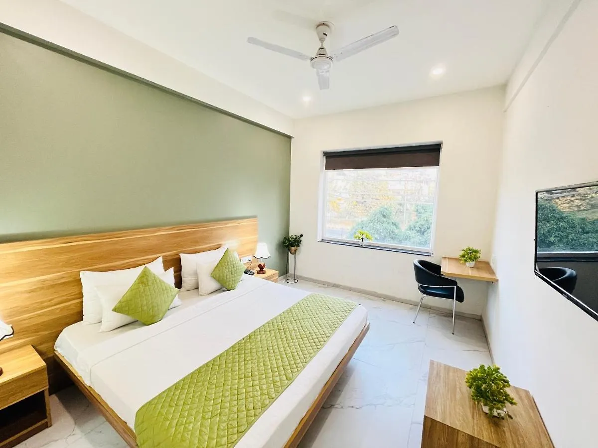 Hotel Infinity Stays Sector 45 Gurgaon - Couple Friendly