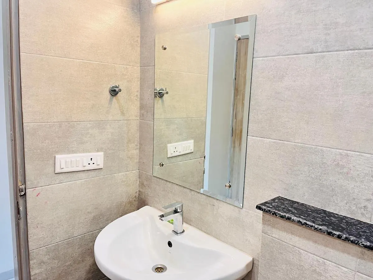 Hotel Infinity Stays Sector 45 Gurgaon - Couple Friendly